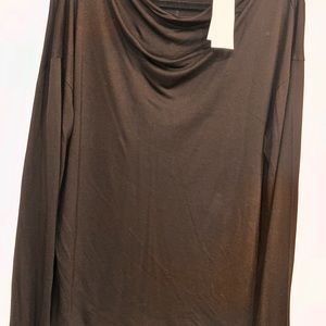 After shoulder lung sleeve black Vince shirt. Never worn tag still on!!!